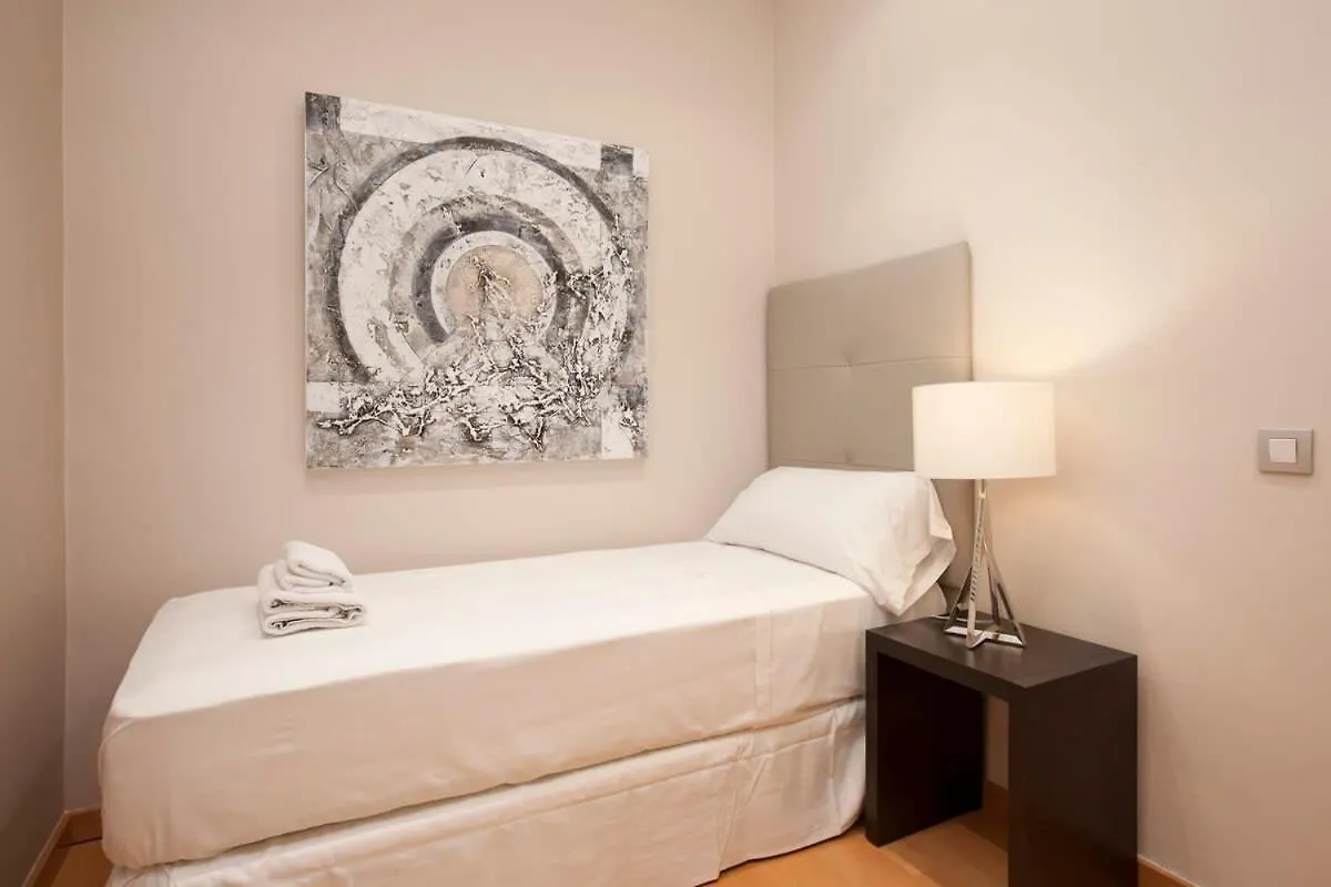Apartament Gran Via Modern And Bright 3Bd With Terrace Barcelona